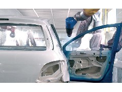 汽車補(bǔ)漆要注意什么